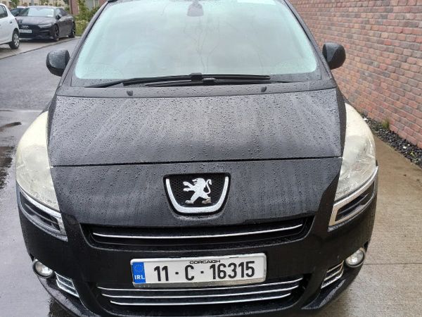 Peugeot 5008 MPV, Diesel, 2011, Black