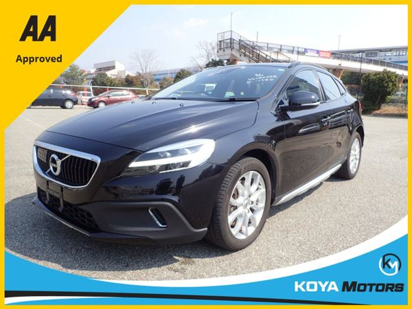 Volvo V40 Hatchback, Diesel, 2018, Black