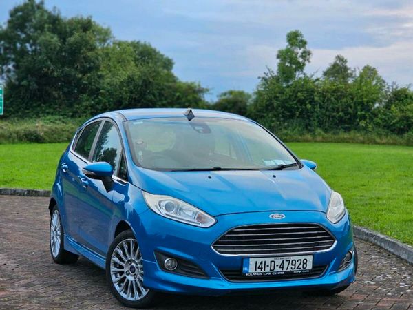 Ford Fiesta Hatchback, Petrol, 2014, Blue