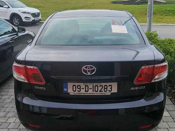 Toyota Avensis Saloon, Petrol, 2009, Black