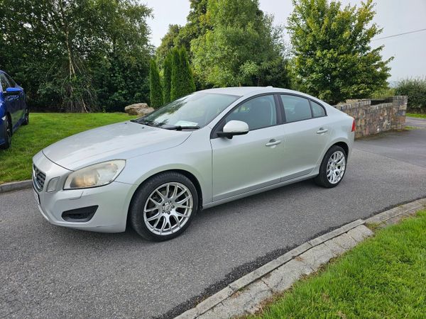 Volvo S60 Saloon, Diesel, 2012, Silver