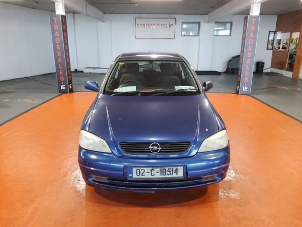 Opel Astra Hatchback, Petrol, 2002, Blue