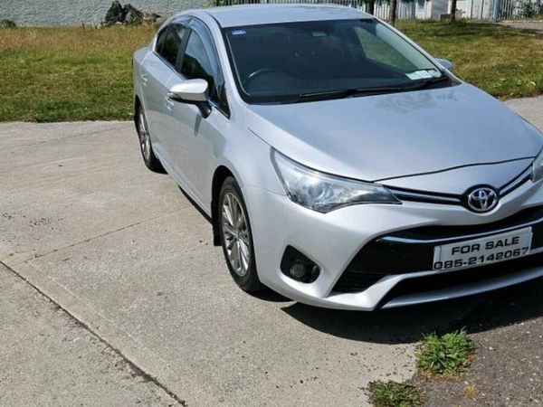 Toyota Avensis Saloon, Diesel, 2016, Silver