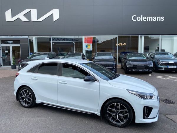 Kia Ceed Hatchback, Petrol, 2021, White