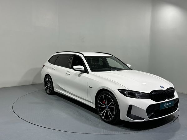 BMW 3-Series Estate, Petrol Hybrid, 2022, White