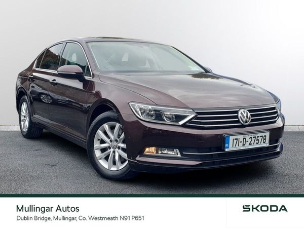 Volkswagen Passat Saloon, Diesel, 2017, Red