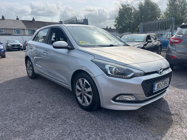 Hyundai i20 Hatchback, Petrol, 2018, Grey