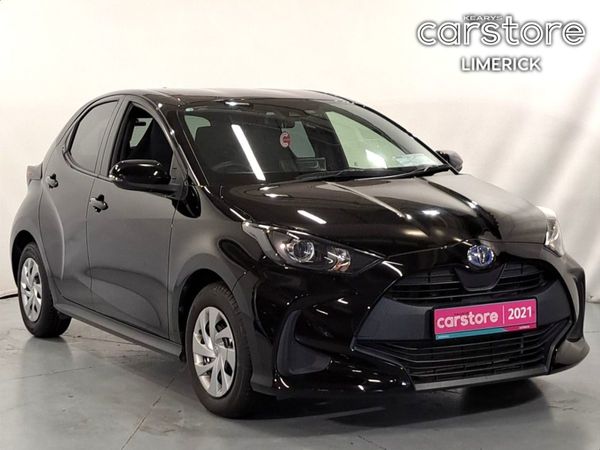 Toyota Yaris Hatchback, Petrol, 2021, Black