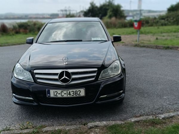 Mercedes-Benz C-Class Saloon, Diesel, 2012, Black