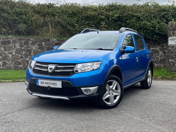 Dacia Sandero Stepway Hatchback, Diesel, 2015, Blue