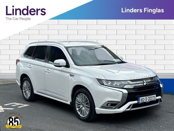 Mitsubishi Outlander SUV, Petrol Plug-in Hybrid, 2018, White