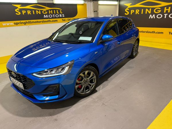 Ford Focus Hatchback, Petrol, 2024, Blue
