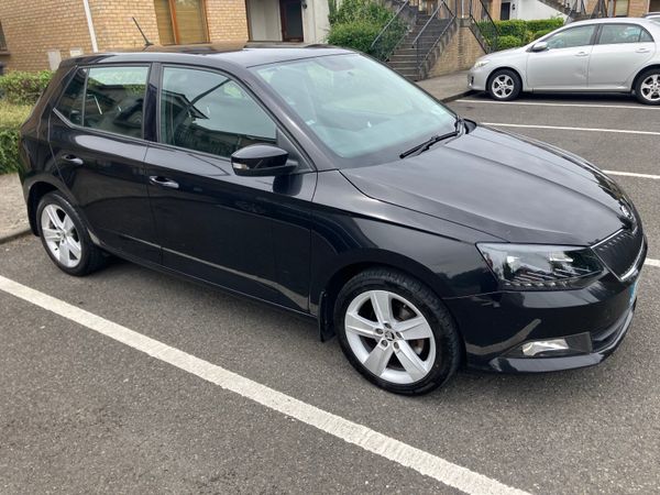 Skoda Fabia Hatchback, Petrol, 2017, Black