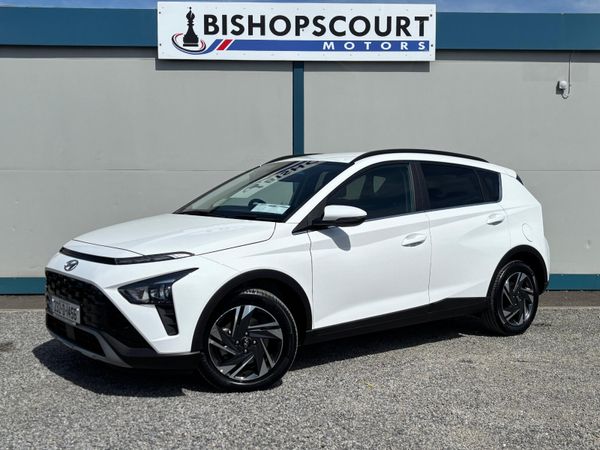 Hyundai Bayon Estate/Jeep, Petrol, 2023, White
