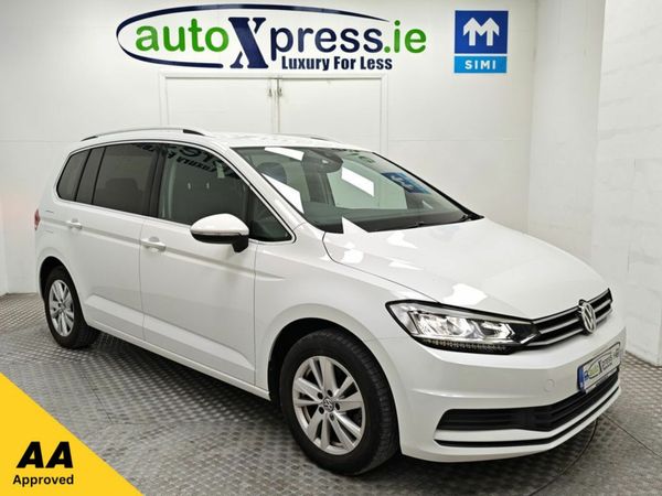 Volkswagen Touran MPV, Petrol, 2020, White