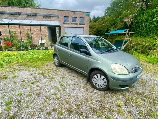 Toyota Yaris Hatchback, Petrol, 2003, Green