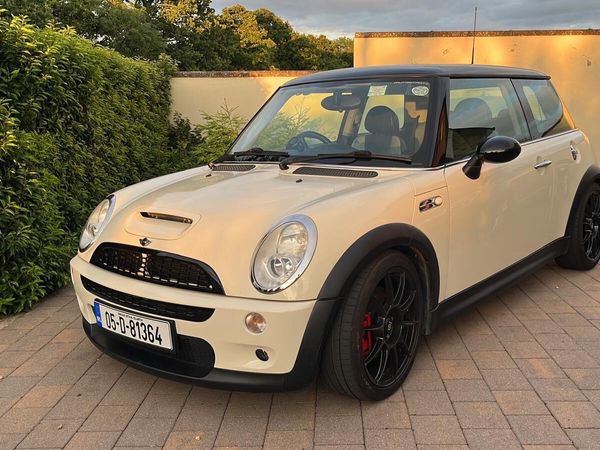 Mini Cooper Hatchback, Petrol, 2005, White