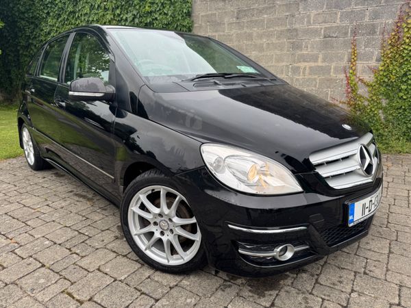 Mercedes-Benz B-Class MPV, Diesel, 2011, Black