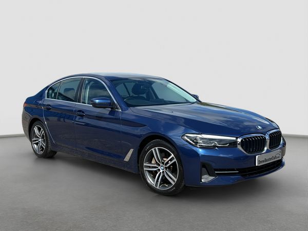 BMW 5-Series , Hybrid, 2021, Blue