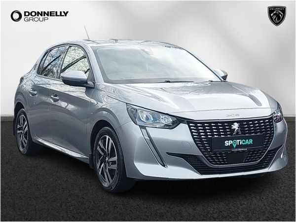 Peugeot 208 Hatchback, Diesel, 2022, Grey