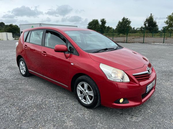 Toyota Verso MPV, Diesel, 2010, Red