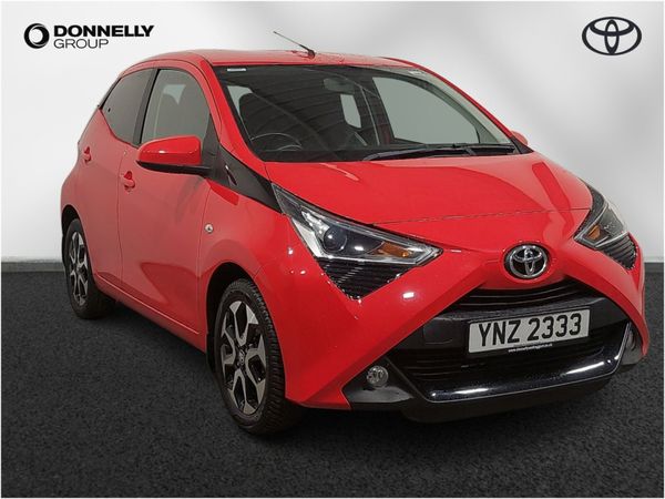 Toyota Aygo Hatchback, Petrol, 2018, Red