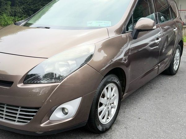 Renault Grand Scenic MPV, Diesel, 2010, Bronze