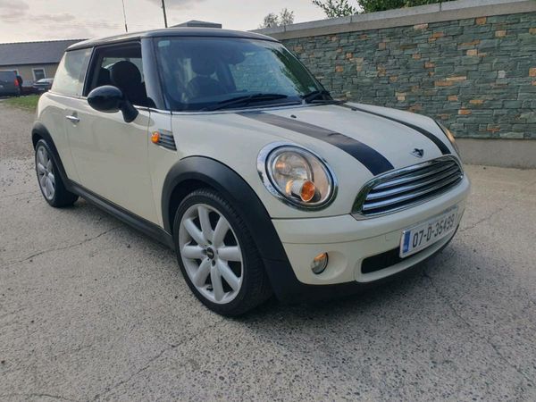 Mini Cooper Hatchback, Petrol, 2007, White