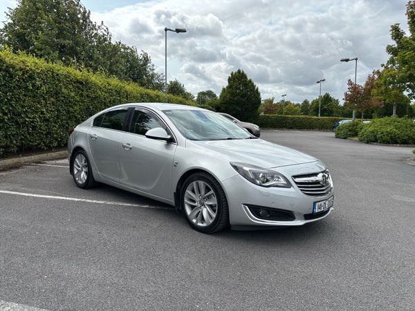 Vauxhall Insignia Hatchback, Diesel, 2014, Silver