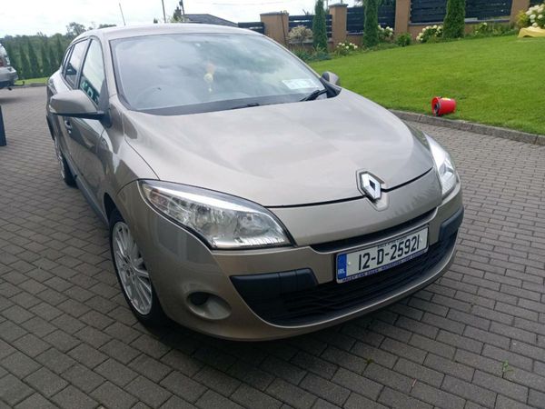 Renault Megane Estate, Diesel, 2012, Gold