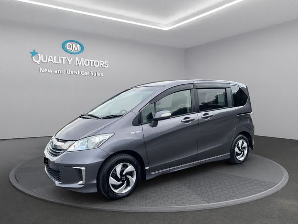 Honda Freed MPV, Petrol Hybrid, 2014, Grey