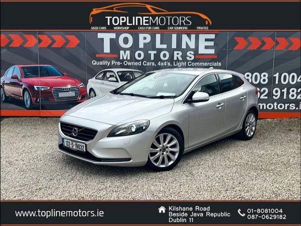Volvo V40 Hatchback, Diesel, 2013, Silver
