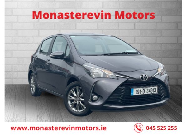 Toyota Yaris Hatchback, Petrol, 2019, Grey