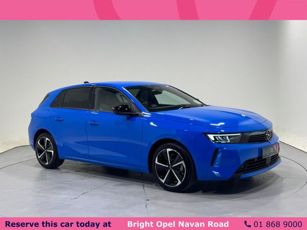 Opel Astra Hatchback, Petrol, 2025, Blue
