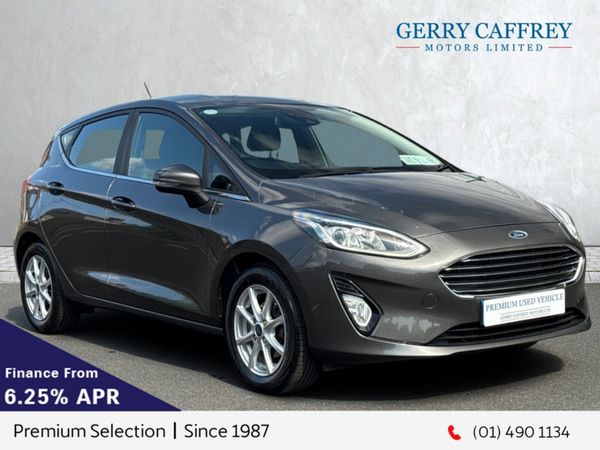 Ford Fiesta Hatchback, Petrol, 2018, Grey