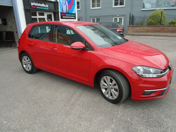 Volkswagen Golf Estate, Petrol, 2018, Red