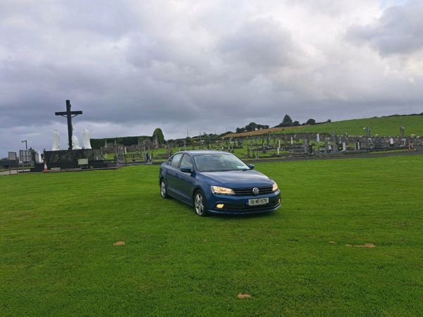 Volkswagen Jetta Saloon, Diesel, 2015, Blue