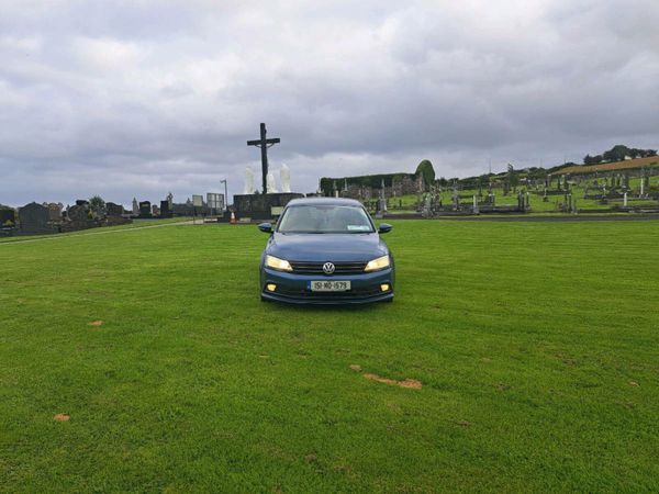 Volkswagen Jetta Saloon, Diesel, 2015, Blue