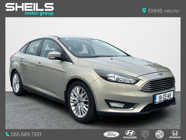 Ford Focus Saloon, Diesel, 2015, Gold