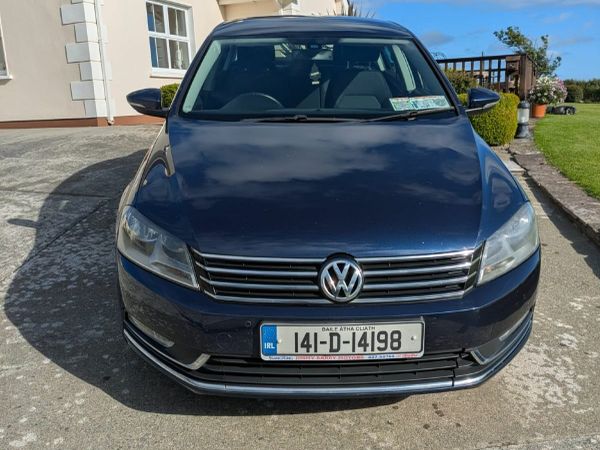 Volkswagen Passat Saloon, Diesel, 2014, Blue