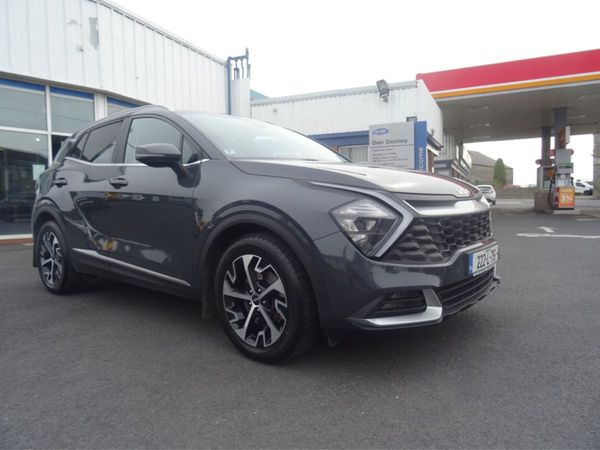 Kia Sportage MPV, Diesel, 2022, Grey