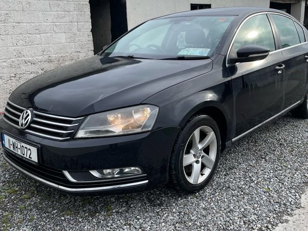 Volkswagen Passat Saloon, Diesel, 2011, Black