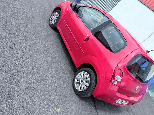 Renault Twingo Hatchback, Petrol, 2010, Red