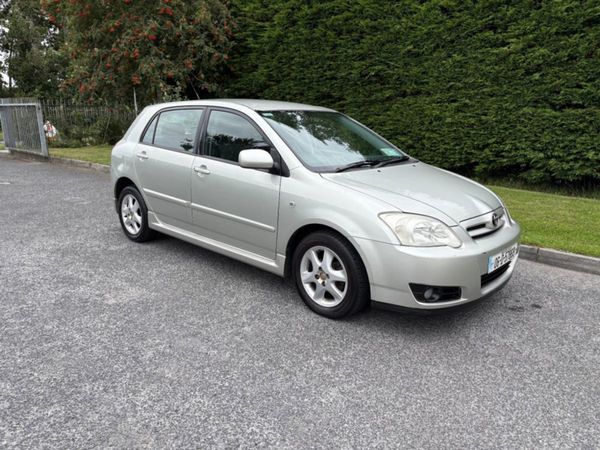 Toyota Corolla Hatchback, Petrol, 2006, Silver