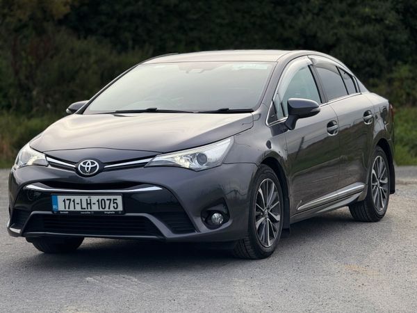 Toyota Avensis Saloon, Diesel, 2017, Grey