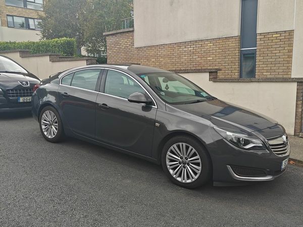 Opel Insignia Hatchback, Diesel, 2015, Grey