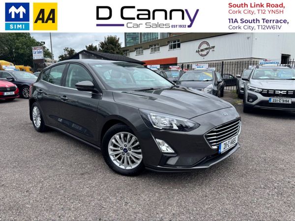 Ford Focus Hatchback, Petrol Hybrid, 2021, Grey
