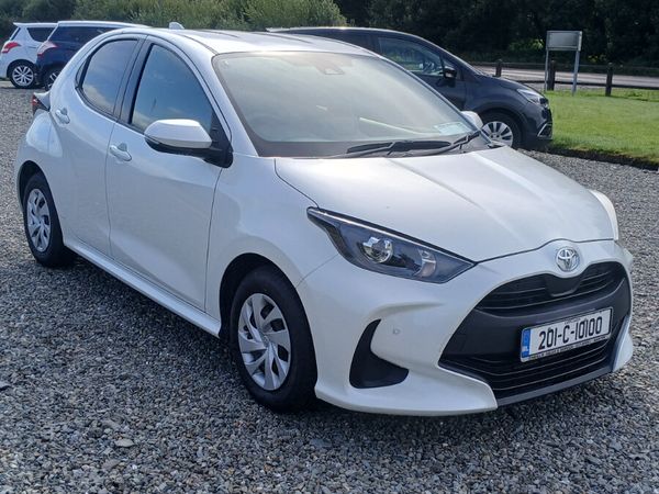 Toyota Yaris Hatchback, Petrol, 2020, White
