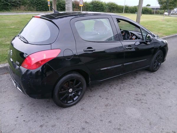 Peugeot 308 Hatchback, Diesel, 2009, Black