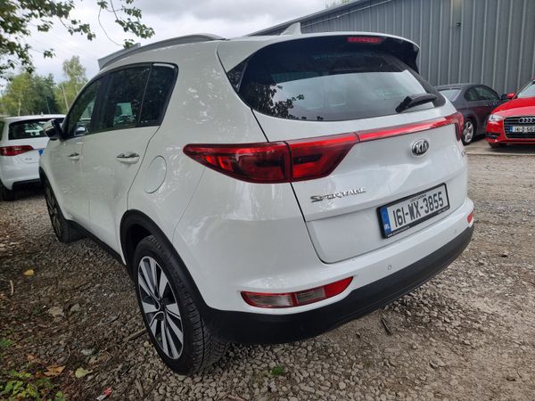 Kia Sportage SUV, Diesel, 2016, White